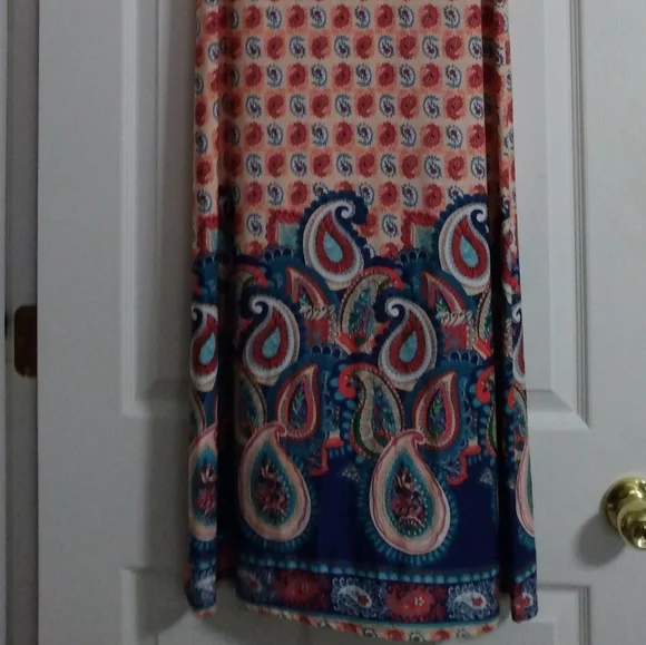 Pink with blue floral design maxi skirt - Picture 2 of 5